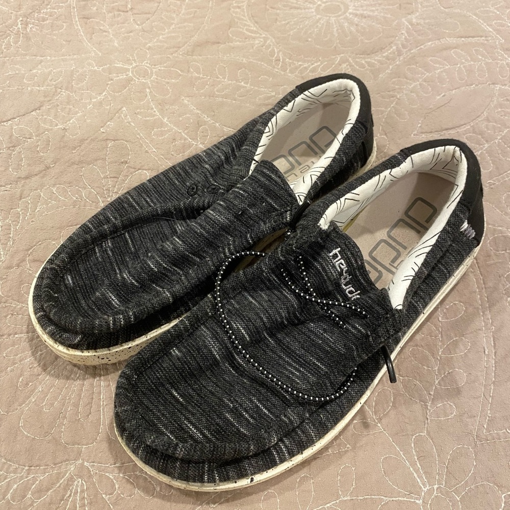 Hey Dude Boys Wally stretch Shoe size 4